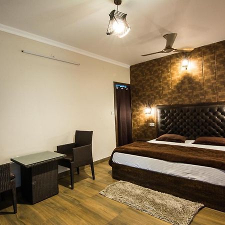 Sahastradhara Riverresort Dehradun Dış mekan fotoğraf